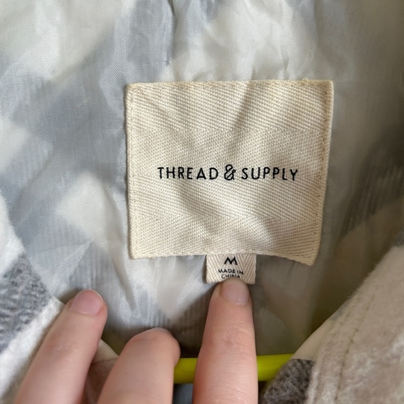 Thread and Supply White & Gray Check Pattern Shacket - Size Medium - Picture 4 of 4